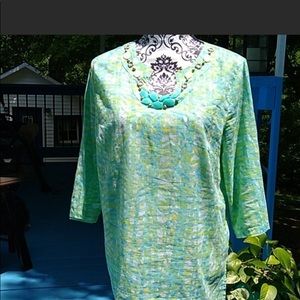 12P hearts of palm 3/4 sleeve fancy top